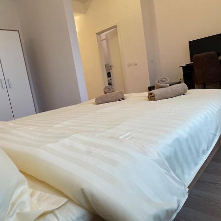 New Central Nr1 Self Checkin Oldcity Center Paid Parking With Lift Тимишоара Екстериор снимка